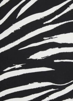 Skin Deep Deep V One Piece - Black -Outlet Seafolly Store 11046 940 Black 9