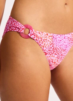 Sea Skin Trim Side Hipster Bikini Bottom - Fuchsia Rose 11 Sea Skin Trim Side Hipster Bikini Bottom - Fuchsia Rose -Outlet Seafolly Store 40667 064 FuchsiaRos 7