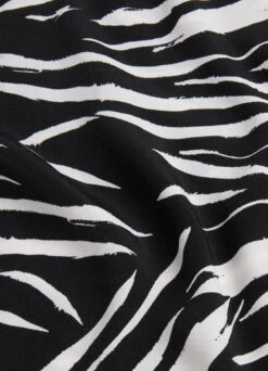 Skin Deep Wrap Skirt - Black 11 Skin Deep Wrap Skirt - Black -Outlet Seafolly Store 54631 SK Black 9