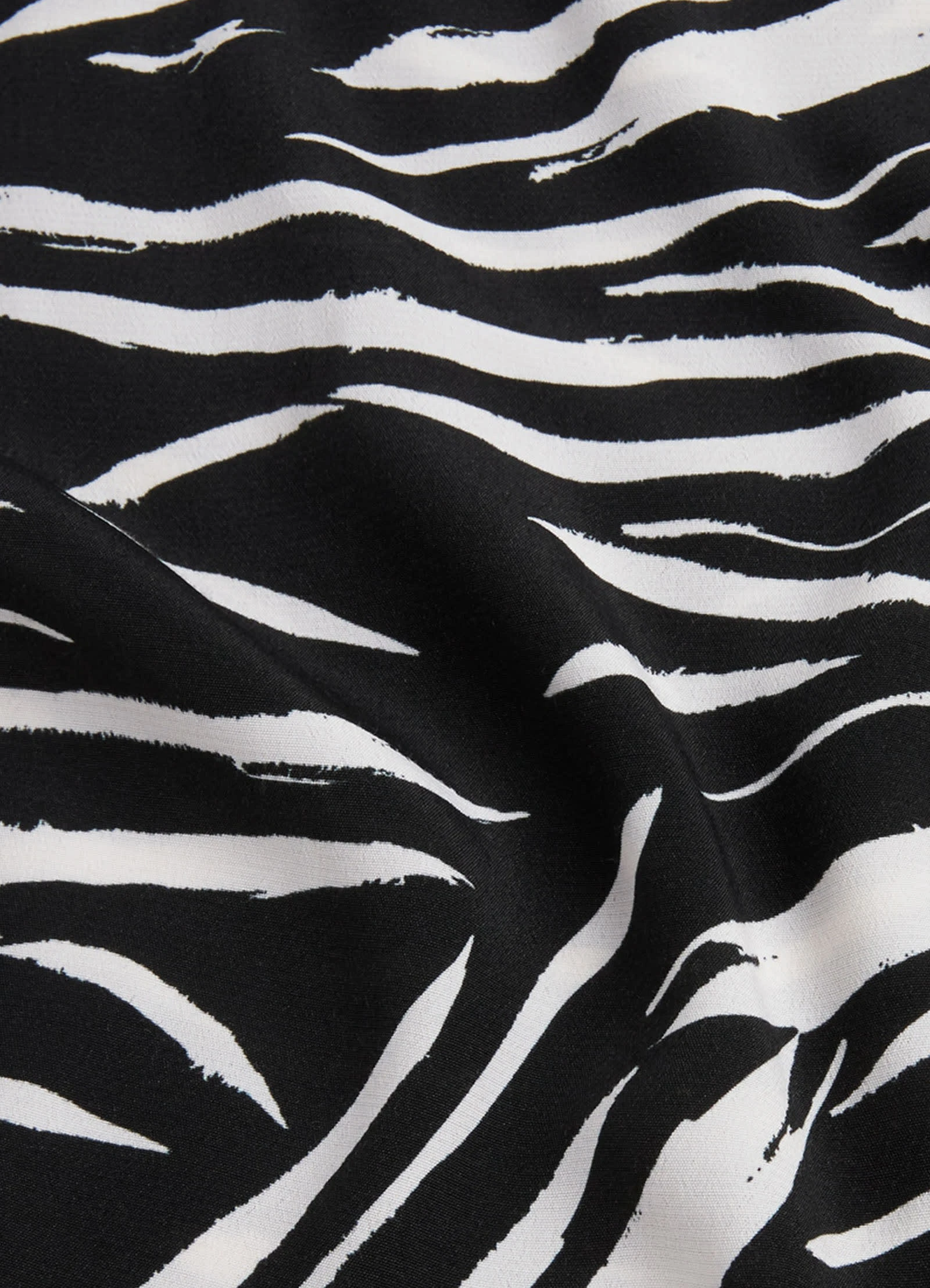 Skin Deep Wrap Skirt - Black 7 Skin Deep Wrap Skirt - Black - Image 5