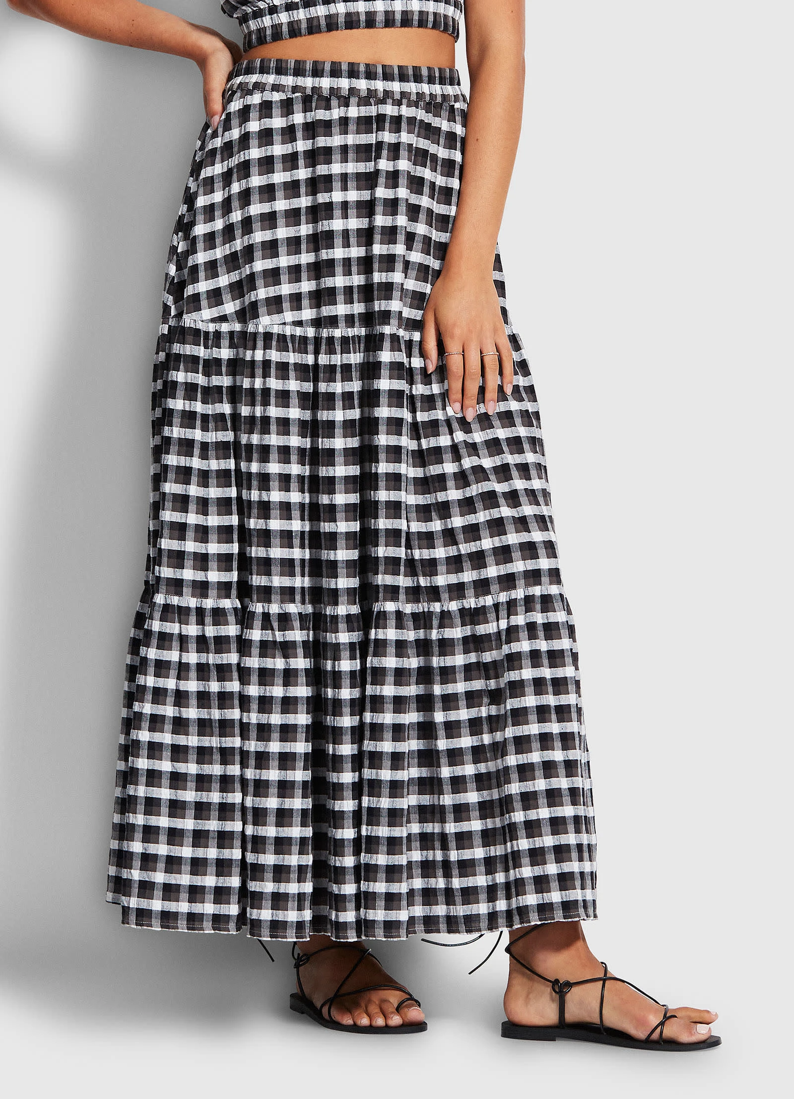 Gingham Tiered Skirt - Black 6 Gingham Tiered Skirt - Black - Image 4